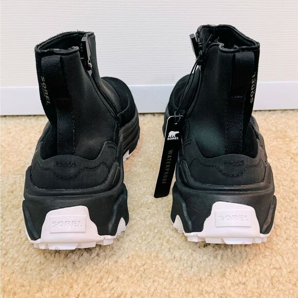 NWT SOREL Kinetic Breakthru Acadia Black Suede Bootie Women's Sz 7 - Picture 8 of 13